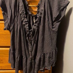 ✨Free People Peasant Top✨